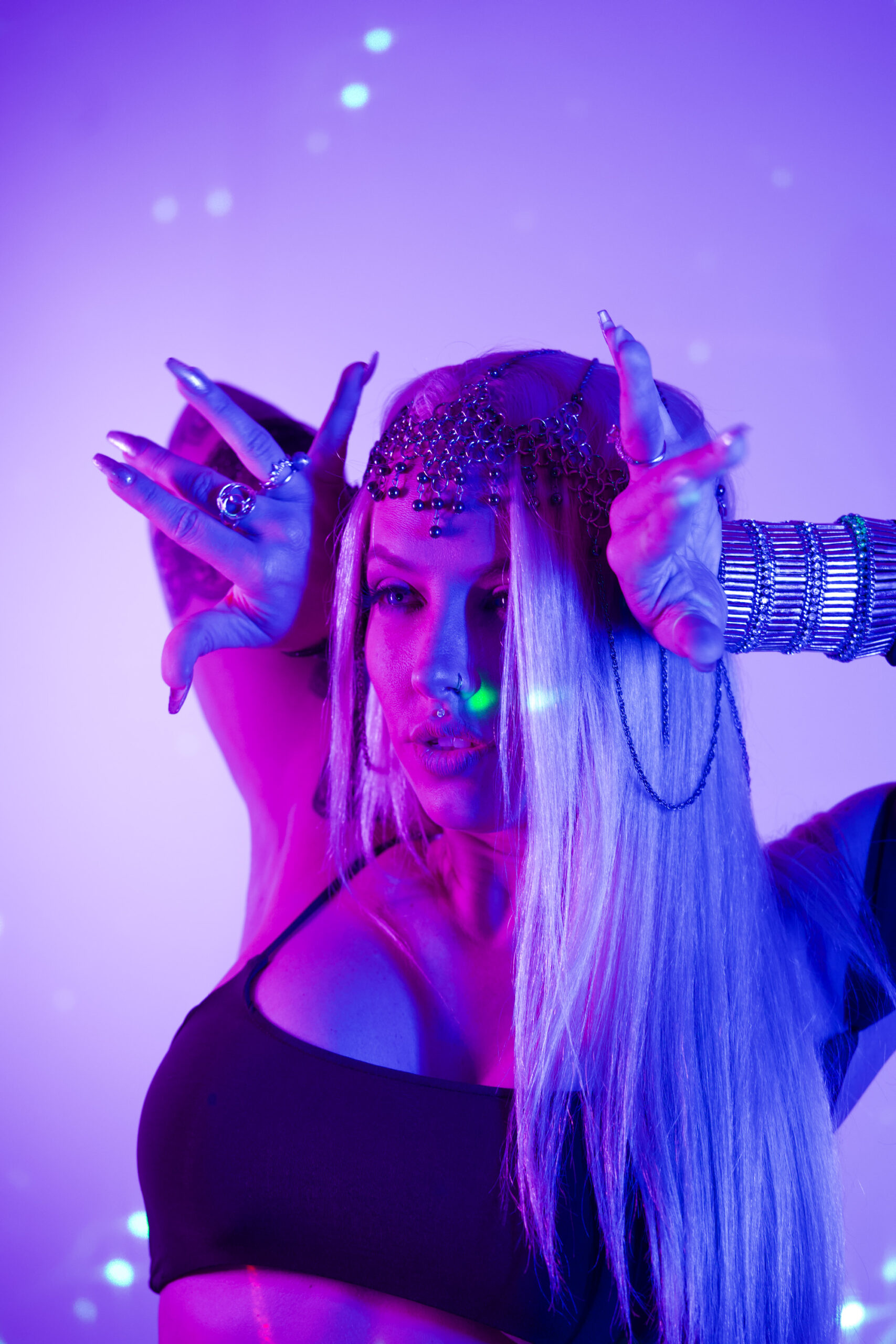 Kristen Knight captures the fun magic of 90s dance on emphatic new breakup  anthem 'B2U' - Clout