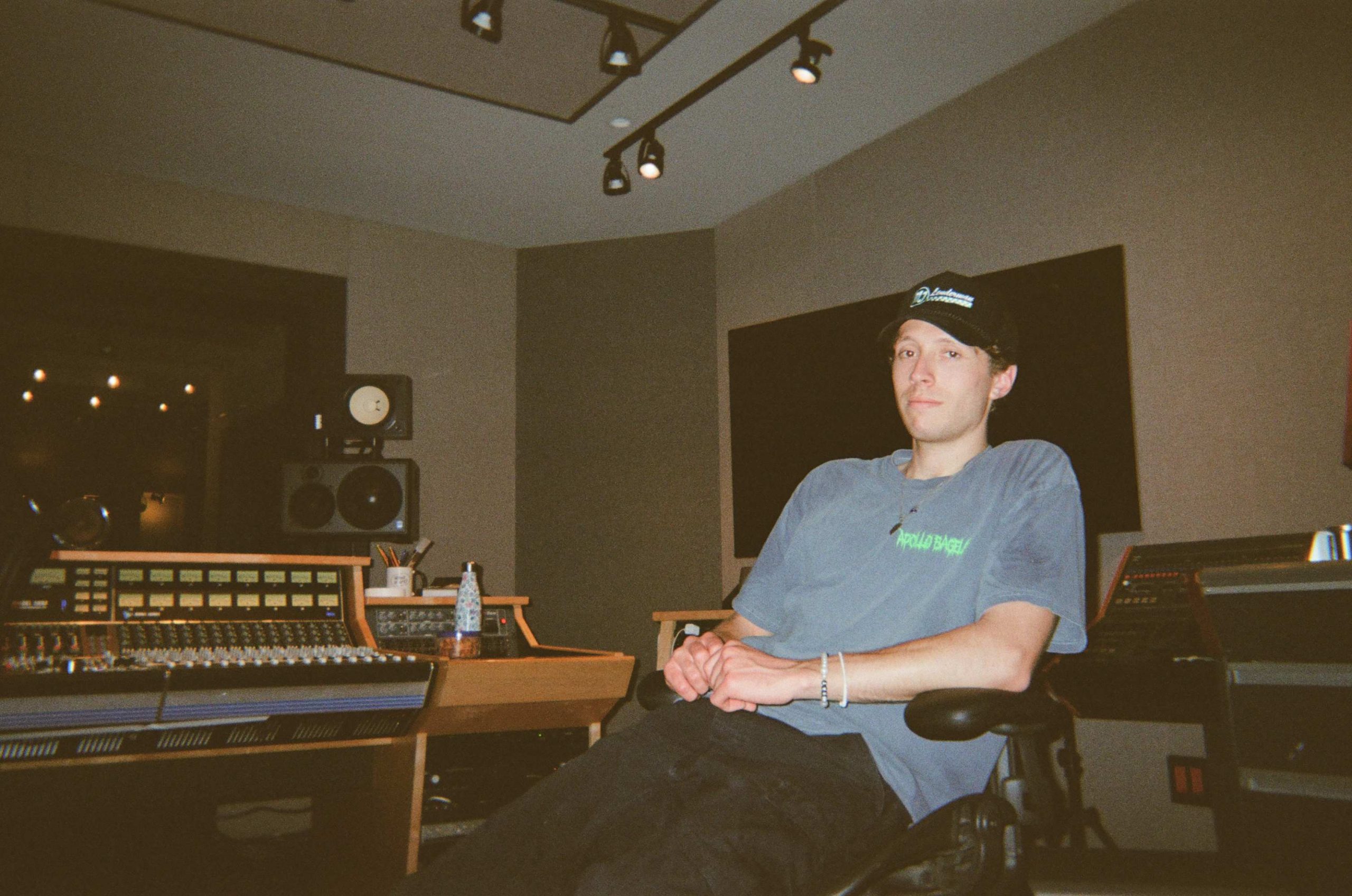 We had a chat with rising Brooklyn-based indie Americana artist Kaneb Andrews following the release of his new EP False Prophets