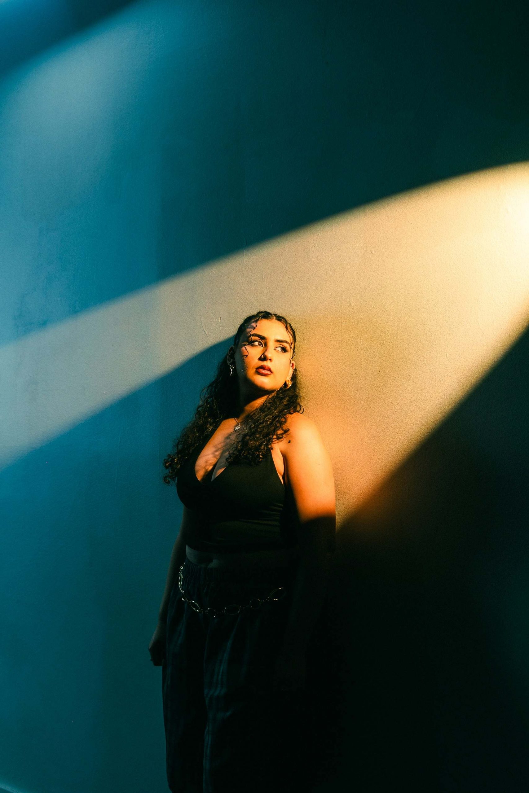 We had a chat with rising artist Nicole Issa and found out some more about her resonating new single 'Shadow'