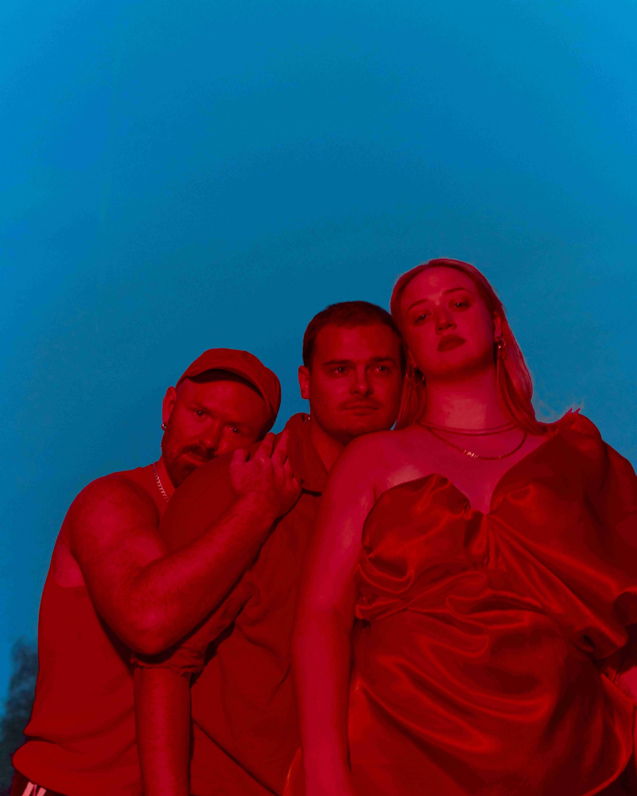 We found out some more about exciting UK trio GOMME following the release of their irresistible new single 'Debut' 