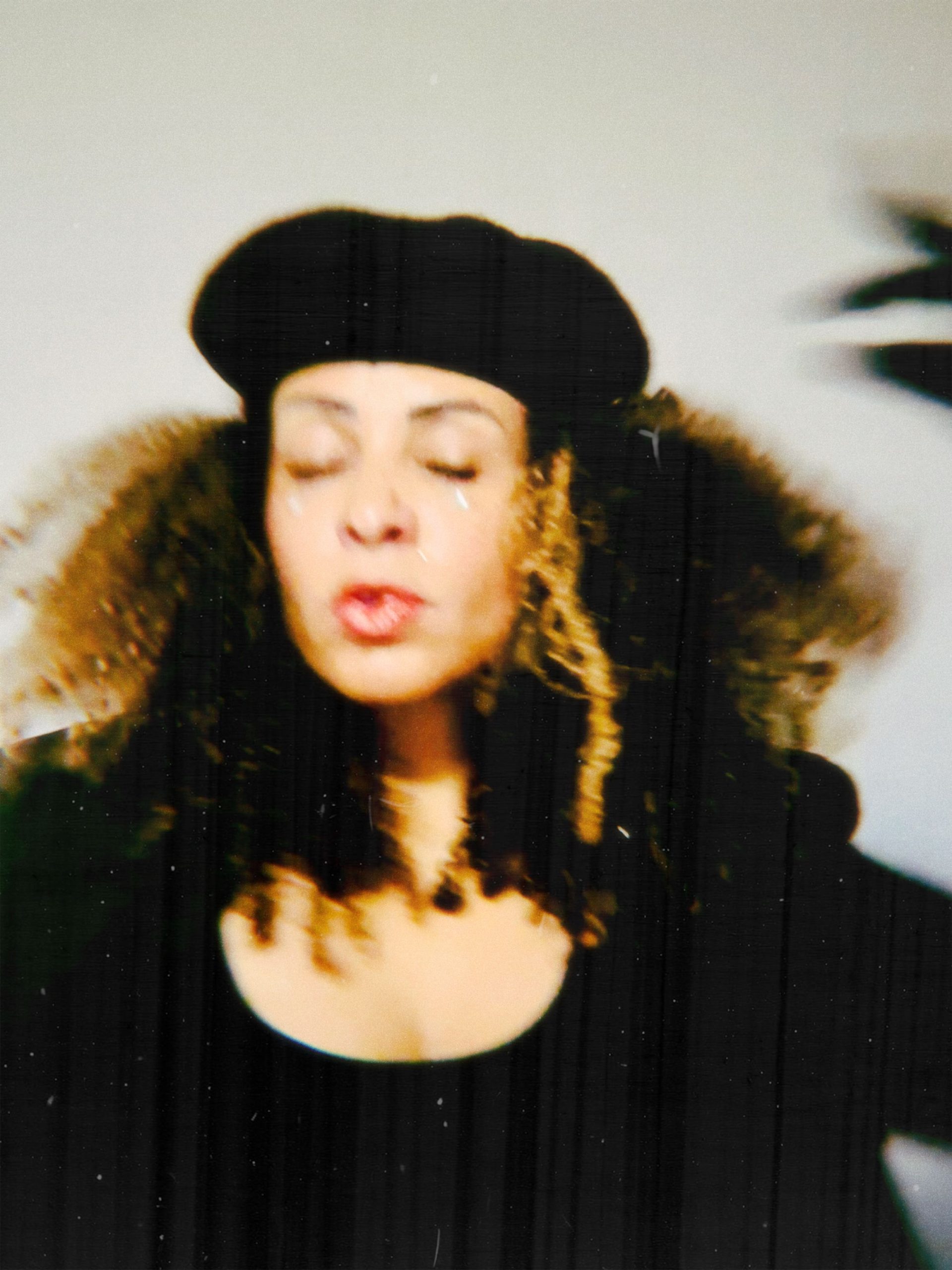 We had a chat with exciting electronic duo The Electric Soul Syndicate about their engrossing new single 'Falling' and upcoming new EP