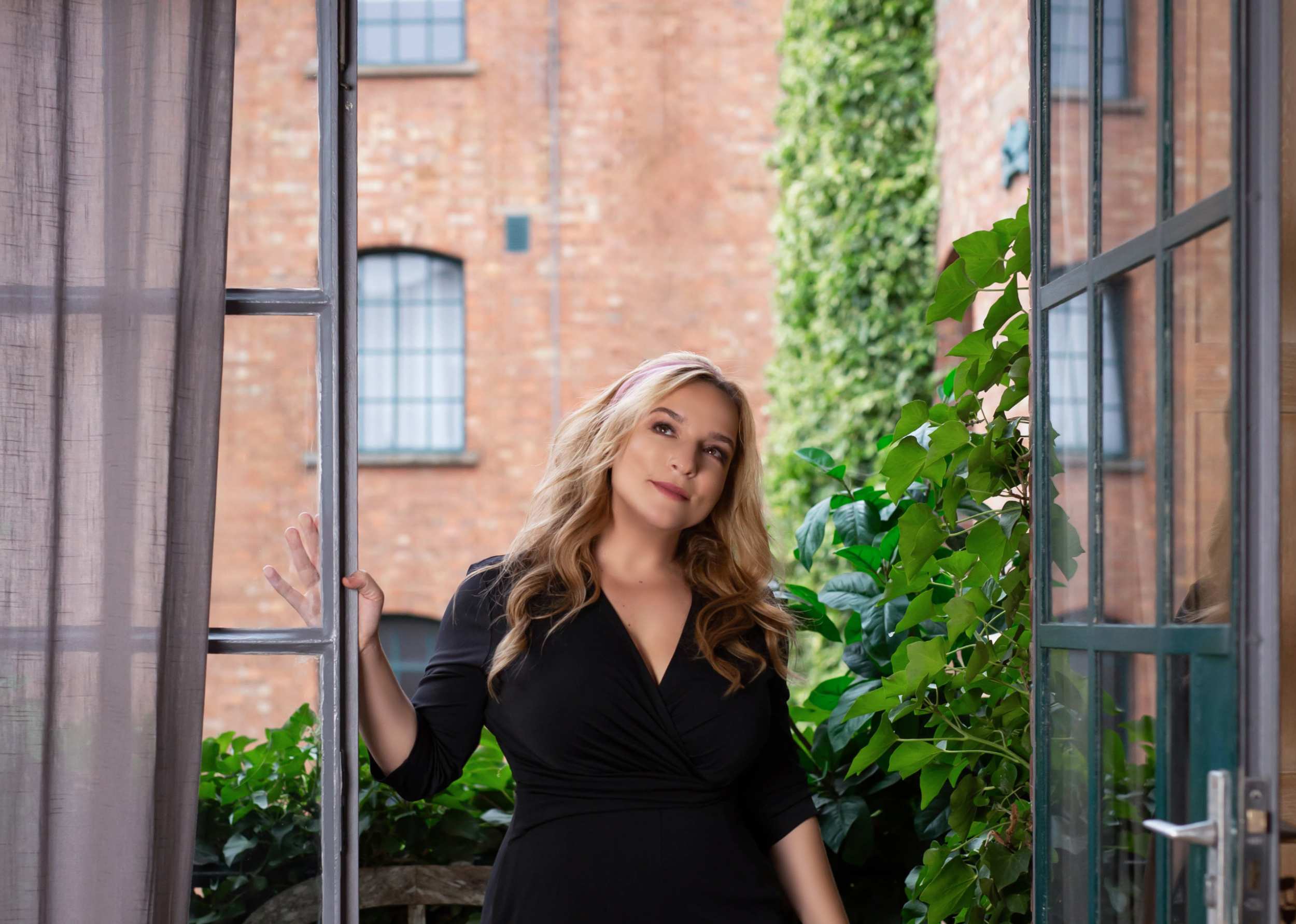 We had a catch up with Sasha Joy to find out a bit more about her smooth and soulful recent single 'Got You Something'