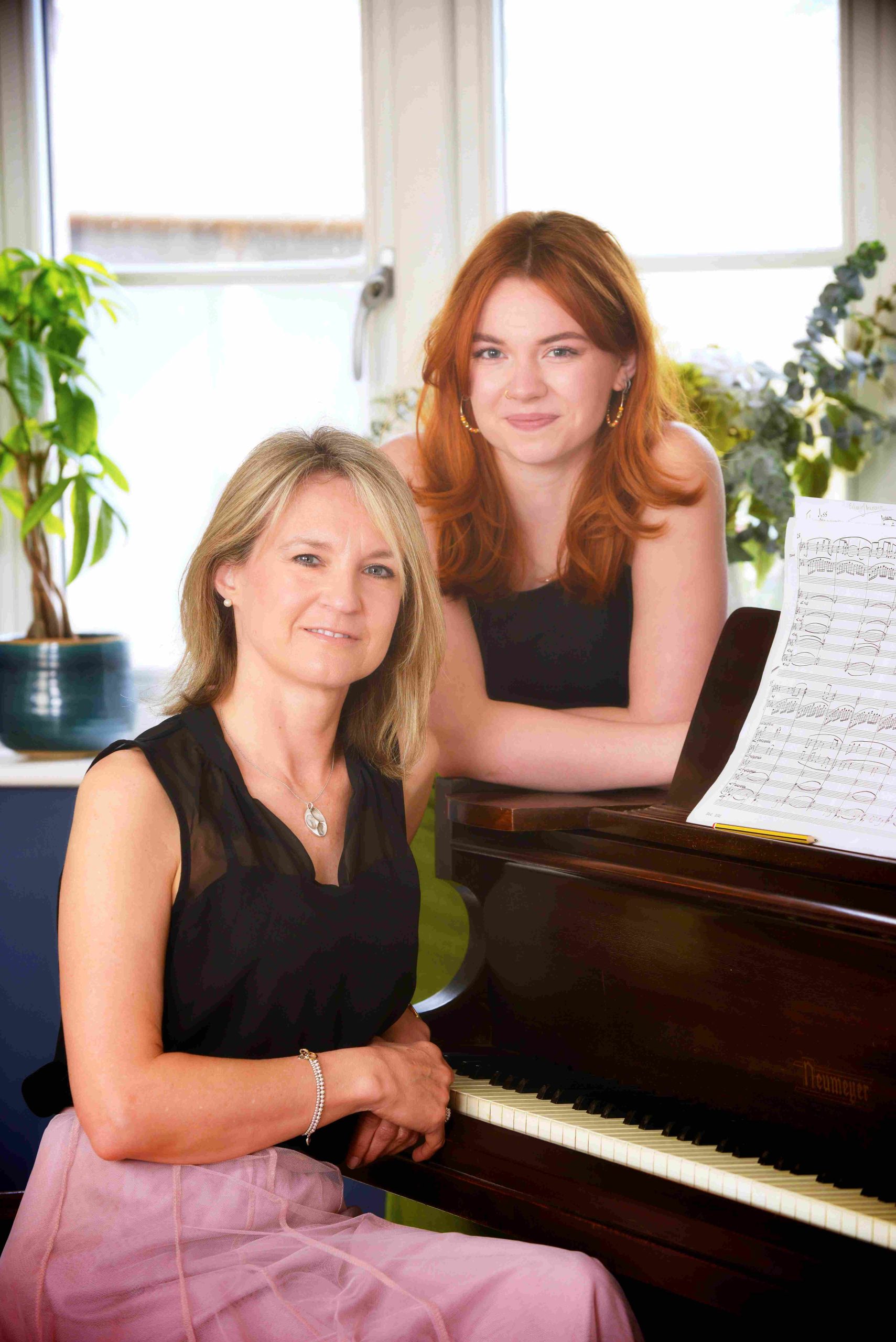 Jane Marie and Jessica Mia explore love and life through jazz on their new EP Dance With Me