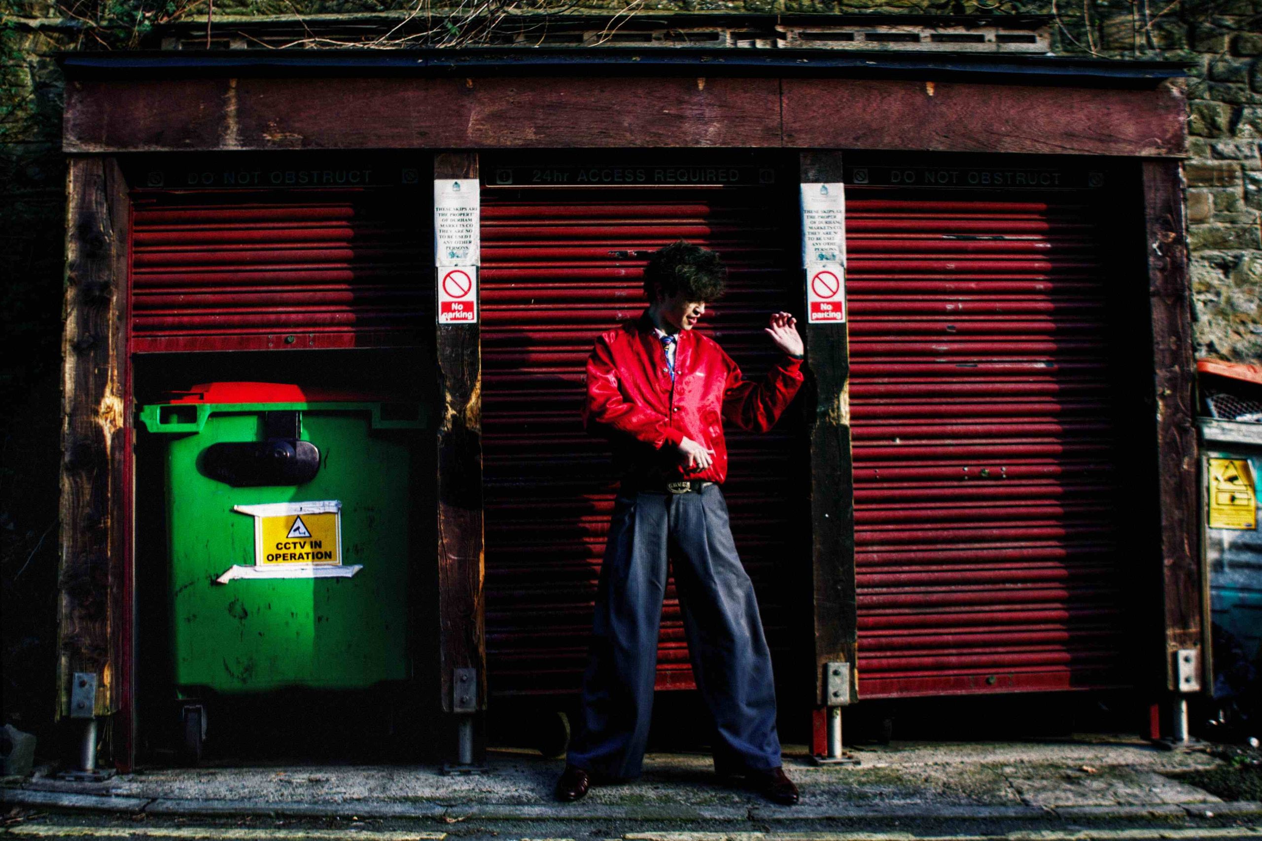 ‘Dancefloor Magic (Groove Wizard)' is a funk-filled and dancey new single from Tom A. Smith